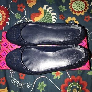 Tory Burch Minnie Travel Ballet Shoe in Navy